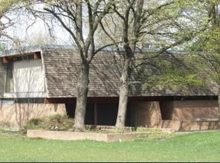 2514 Central Rd, Glenview, IL 60025