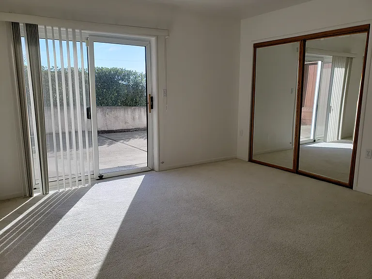 6850 Kenilworth Ave — Photo 7
