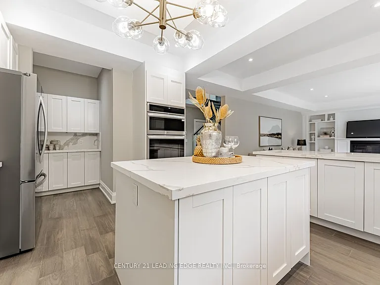 19 Donalda Cres #UPPER — Photo 14