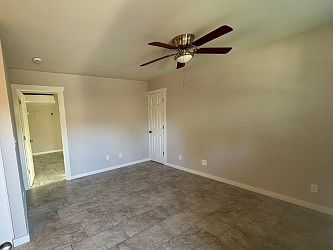 4th image of 1603 N Leverett Ave APT 1