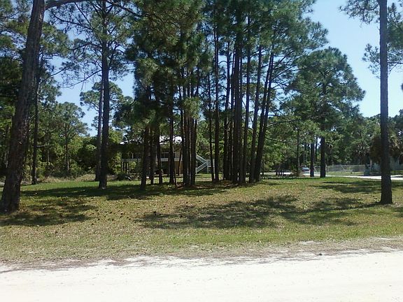 Front of Lot View