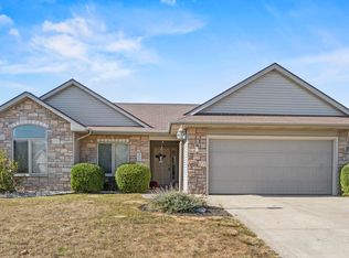 408 Mabry Cv, Fort Wayne, IN 46825