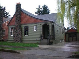 924 SE Harney St, Portland, OR 97202