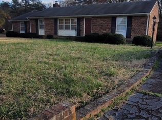 12055 Sunset Dr, Ashland, VA 23005