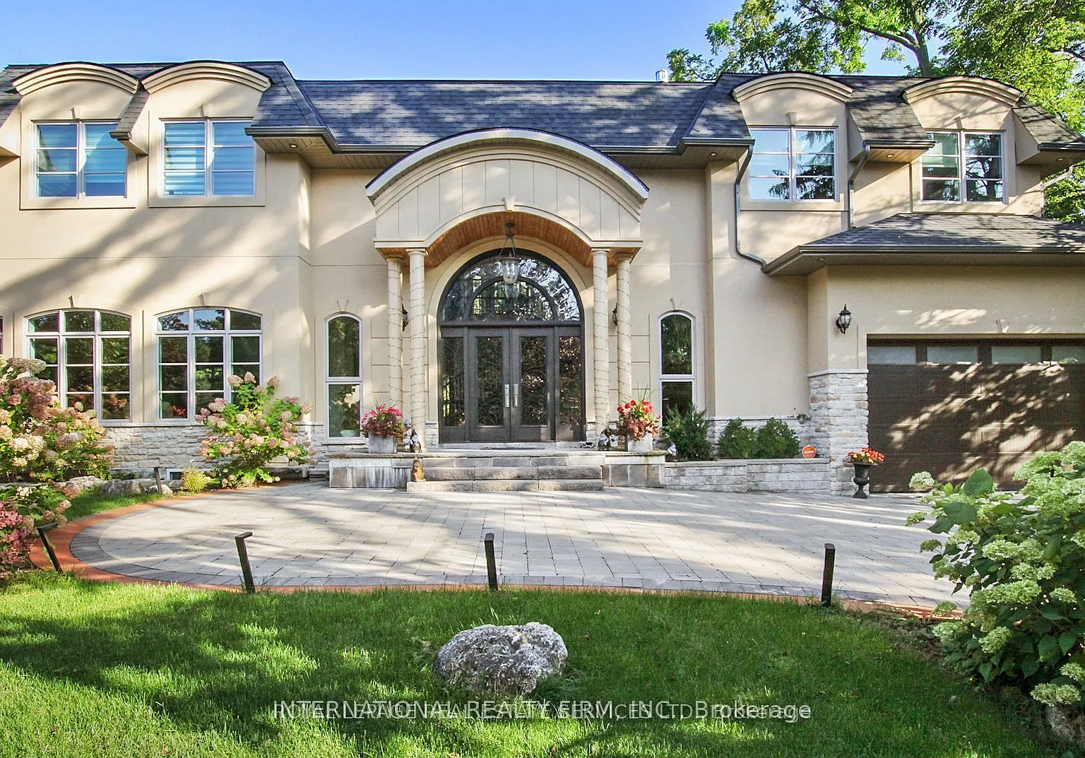 5 bed, $19,500 — Photo 1