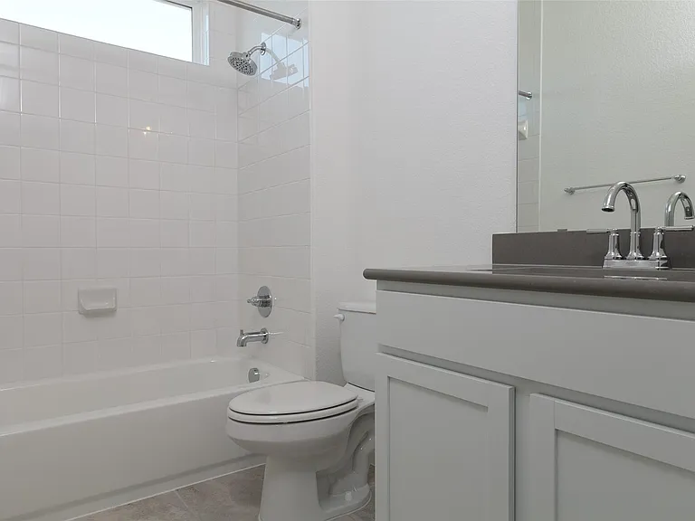 5303 Bruno St — Photo 25