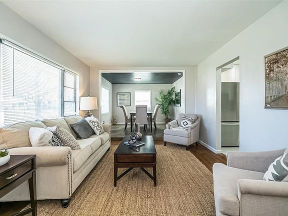 5th image of 10111 Jett Dr