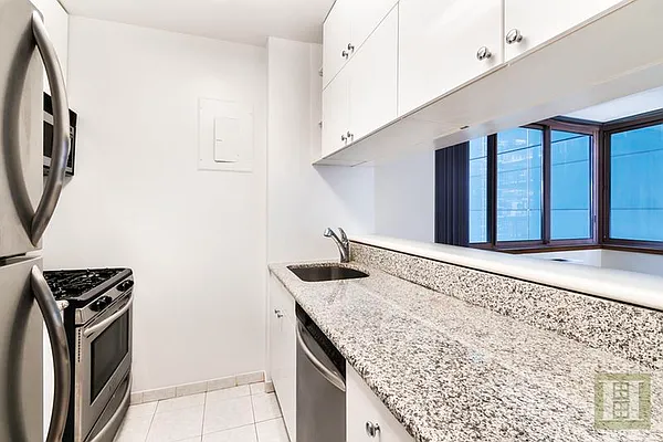 Sold by Halstead Real Estate | media 5