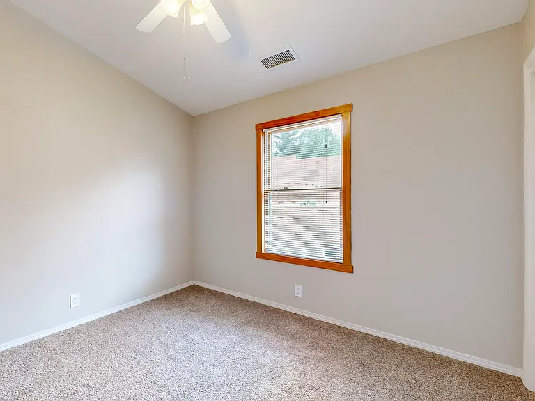 10543 Portofino Dr NW — Photo 27