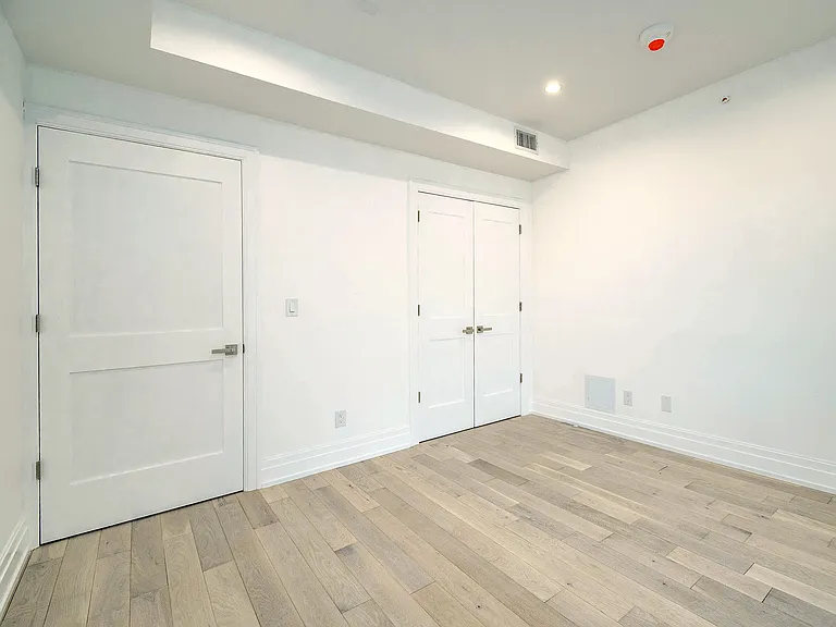 22 Sagamore Hill Dr — Photo 45