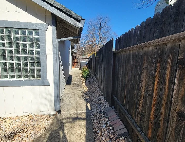 167 Bittercreek Dr — Photo 21