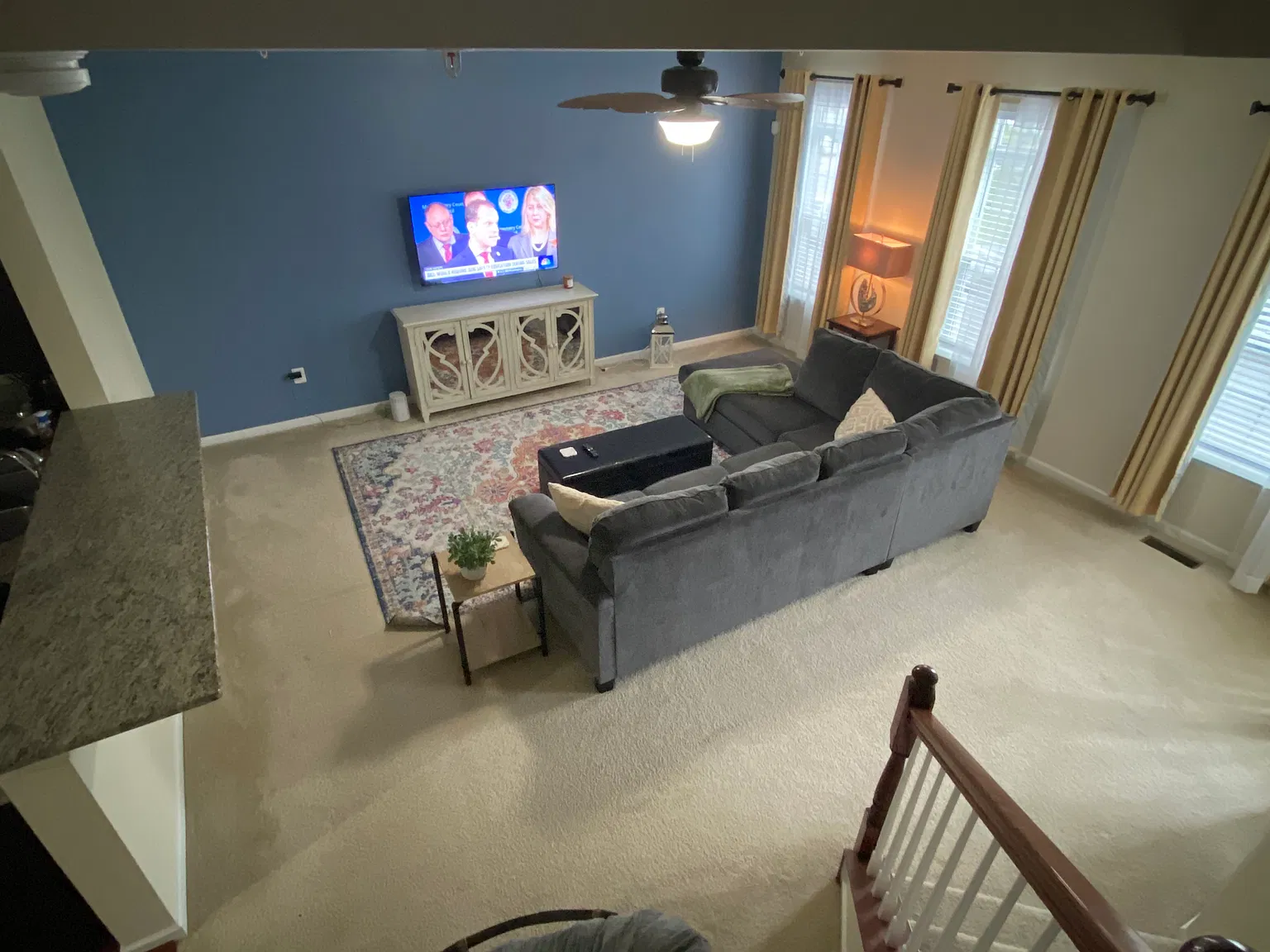 4 bed, 2557 sqft, $1,050 — Photo 2