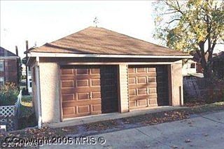 2nd image of 933 Hamilton Blvd