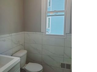 334 S 6th St #1, Newark, NJ 07103