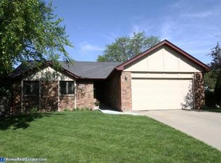 7232 Twin Oaks Rd, Lincoln, NE 68516