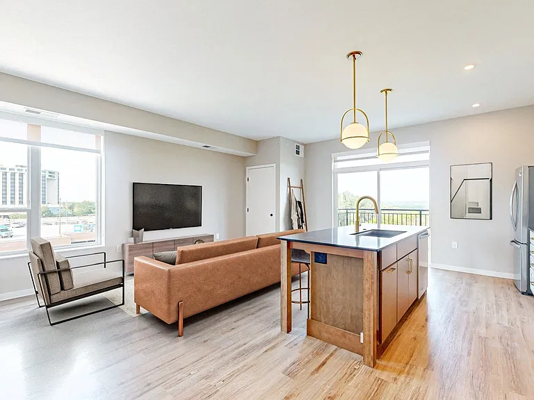 Bluestem | 2 BR