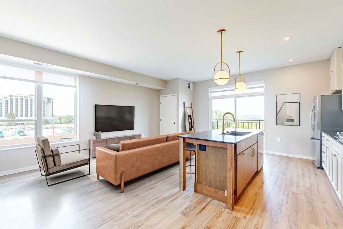 Bluestem | 2 BR