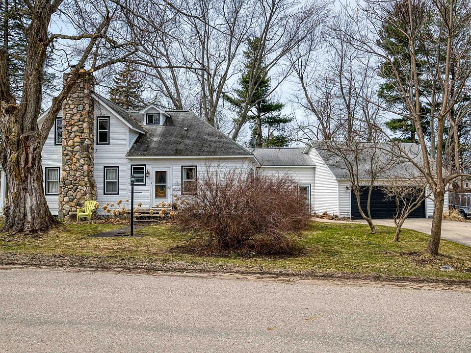 103 Washington St, Elk Rapids, MI 49629 Zillow