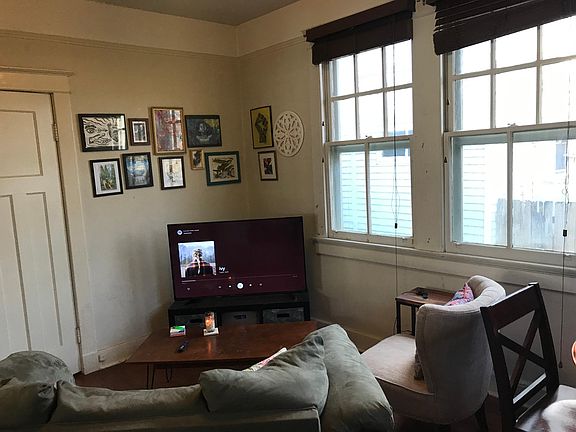 3rd image of 2332 Nashville Ave APT B