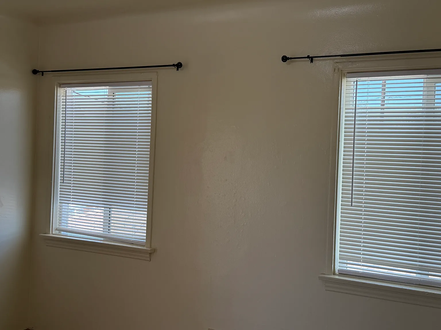 Studio, 400 sqft, $1,500 — Photo 3