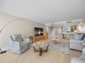 2100 Ocean Dr, Jacksonville Beach, FL