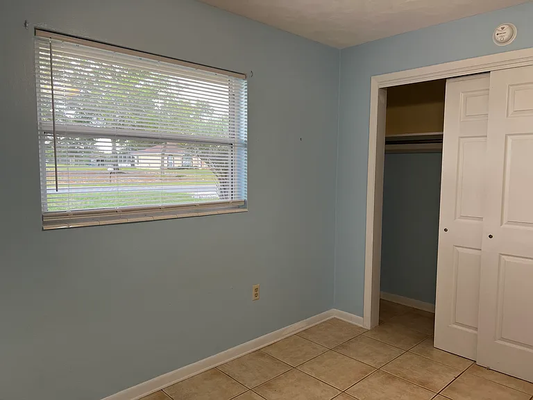 20717 SW Beach Blvd — Photo 29