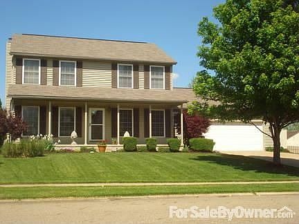 View down street - Cul-De-Sac