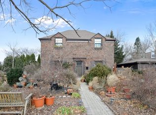 1227 Austin St, Evanston, IL 60202