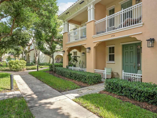 4326 Cascada Circle, Hollywood, FL 33024