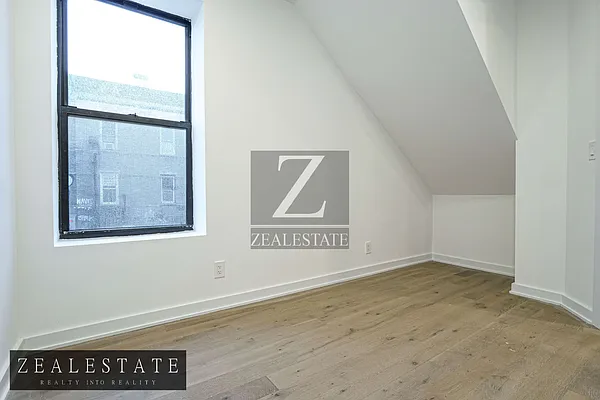 Rented by ZealEstate Group Inc | media 16