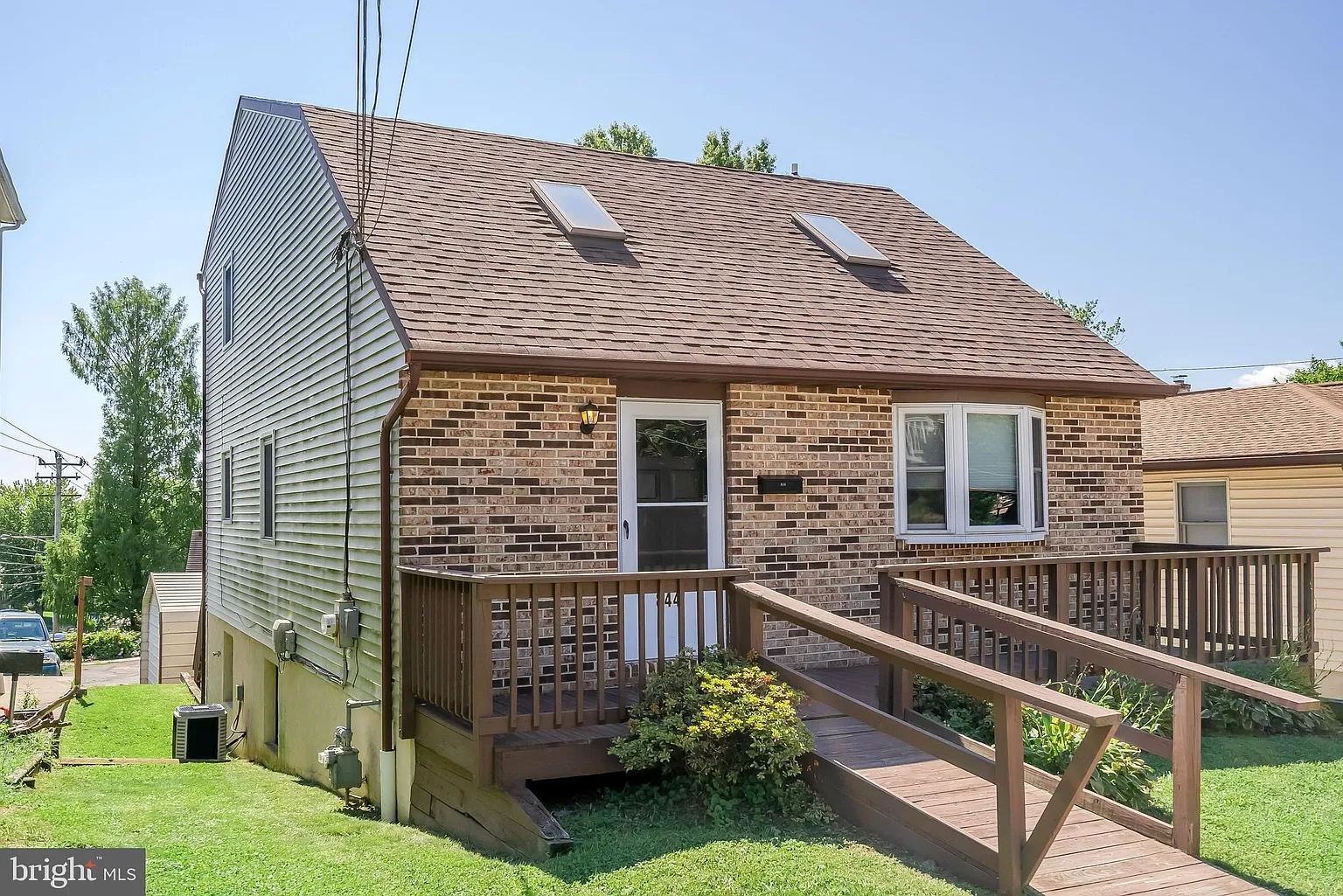 844 Glasgow St photo 1