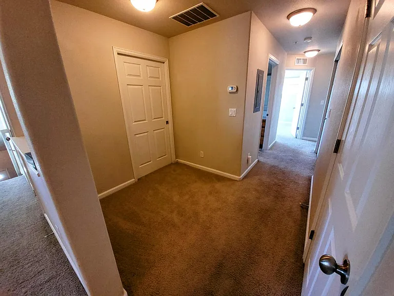 Unit Photo