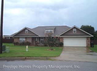 280 Maree Dr, Level Plains, AL 36322