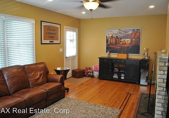 2nd image of 173 Hobart Ave #2