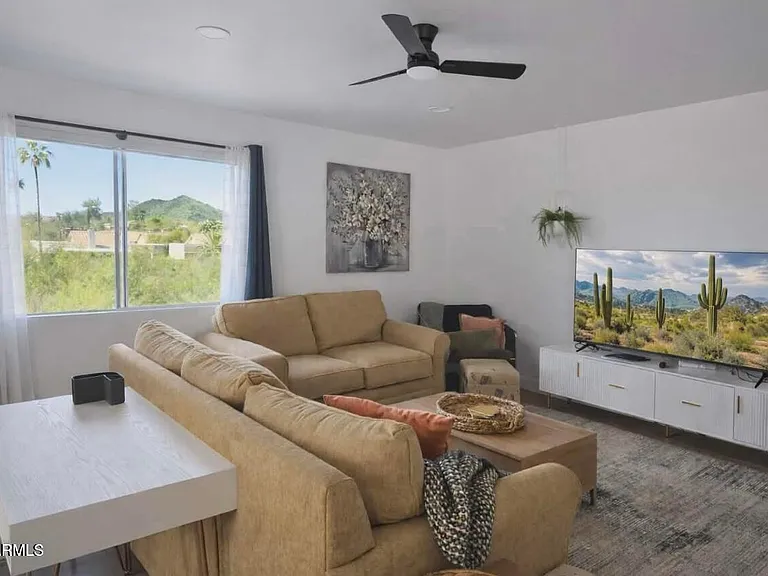 14620 N Yerba Buena Way #D — Photo 5