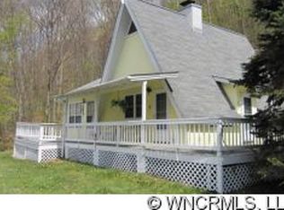 49 Singingwater Ln, Waynesville, NC 28785