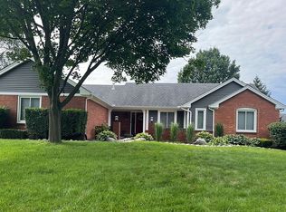 6421 Elsey Dr, Troy, MI 48098