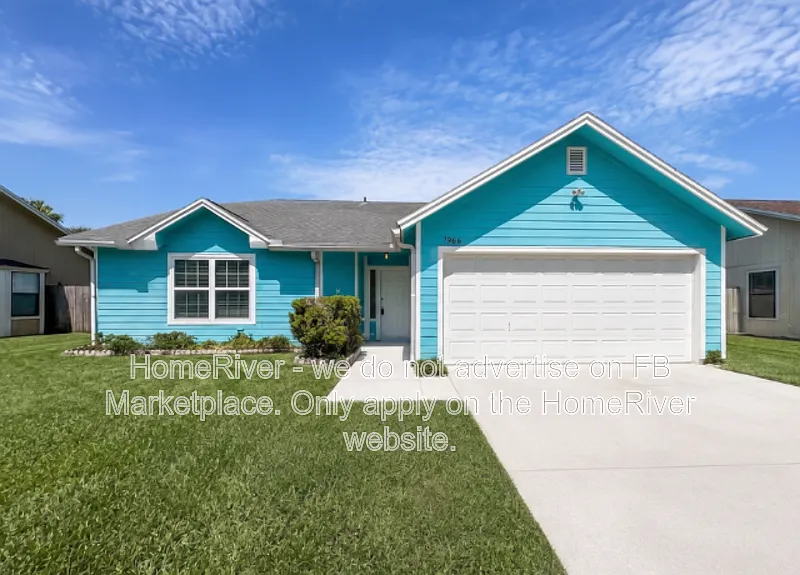7966 Amandas Crossing Dr E