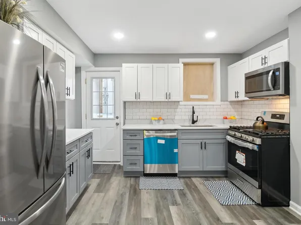 426 S Smallwood St, Baltimore, MD 21223