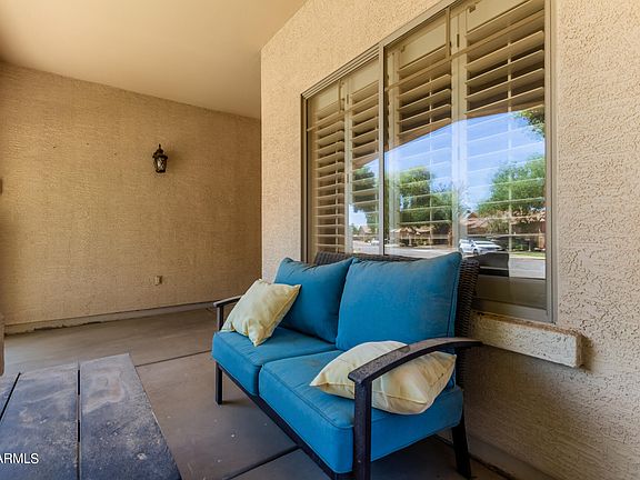 4th image of 1043 E JADE Drive