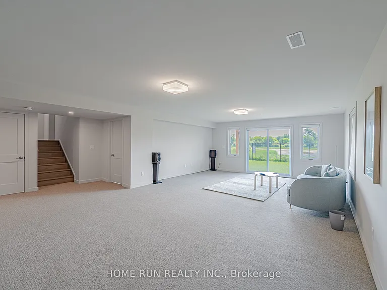 314 Shuttleworth Dr — Photo 37