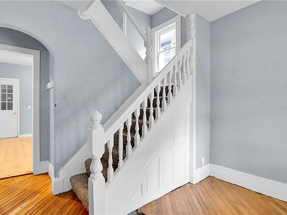 5th image of 17 Peck St