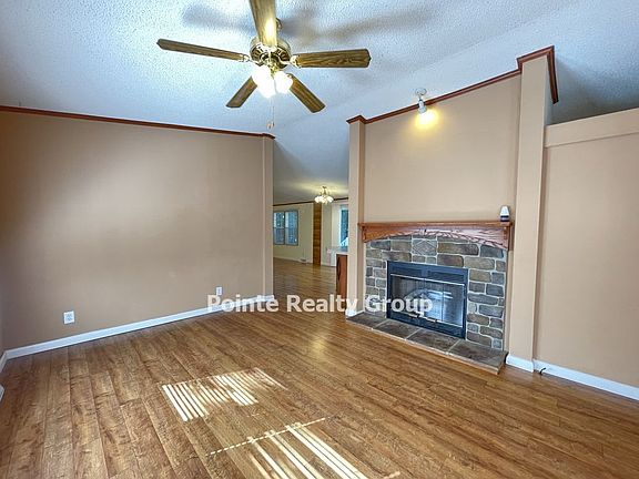2nd image of 202 Mallard Dr
