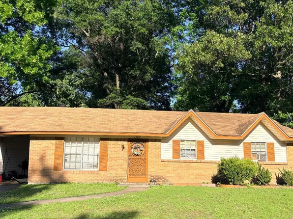 1507 Rich Rd, West Memphis, AR 72301