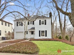 758 Vernon Ave, Glencoe, IL