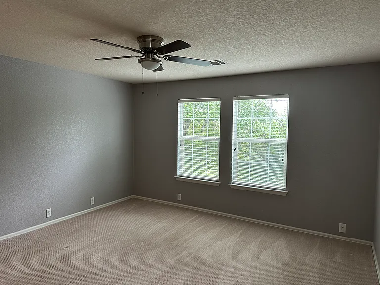 2502 Grayson Way — Photo 11