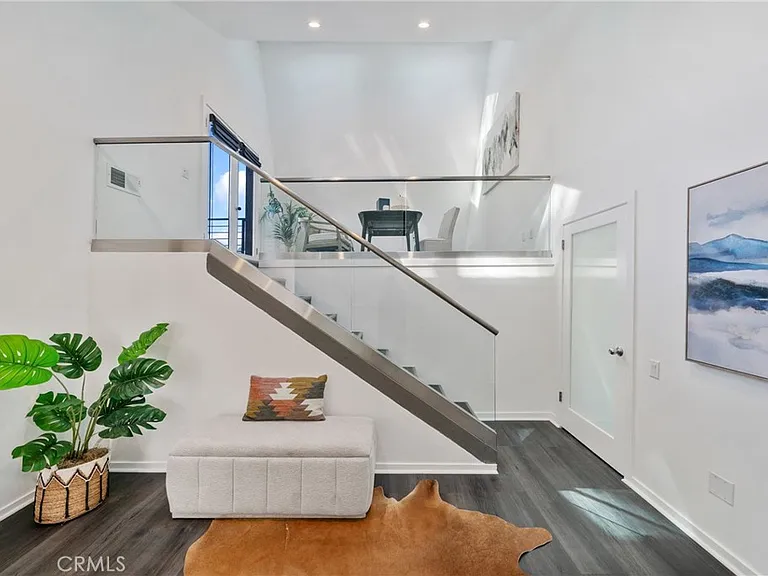 9653 Oak Pass Rd — Photo 10