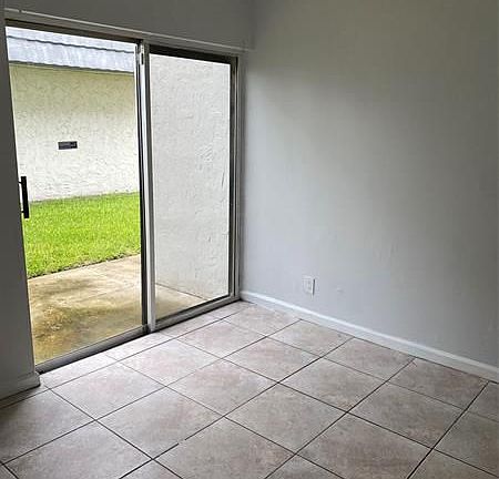 3rd image of 3759 NW 20th St