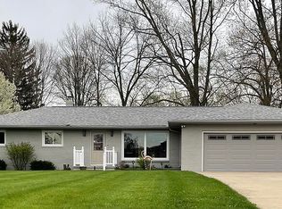 563 W River St, Deerfield, MI 49238