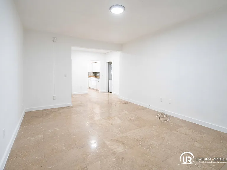 1120 Euclid Ave #6 — Photo 8